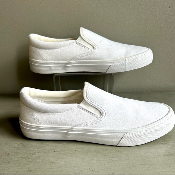 No Boundaries NOBO Memory Foam White Slip-On Canvas Sneakers Women 7.5 - Picture 7 of 10